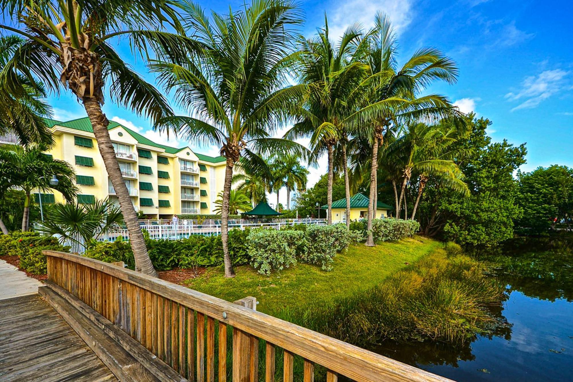 Sunrise Suites Big Kahuna Suite #202 Key West Room photo